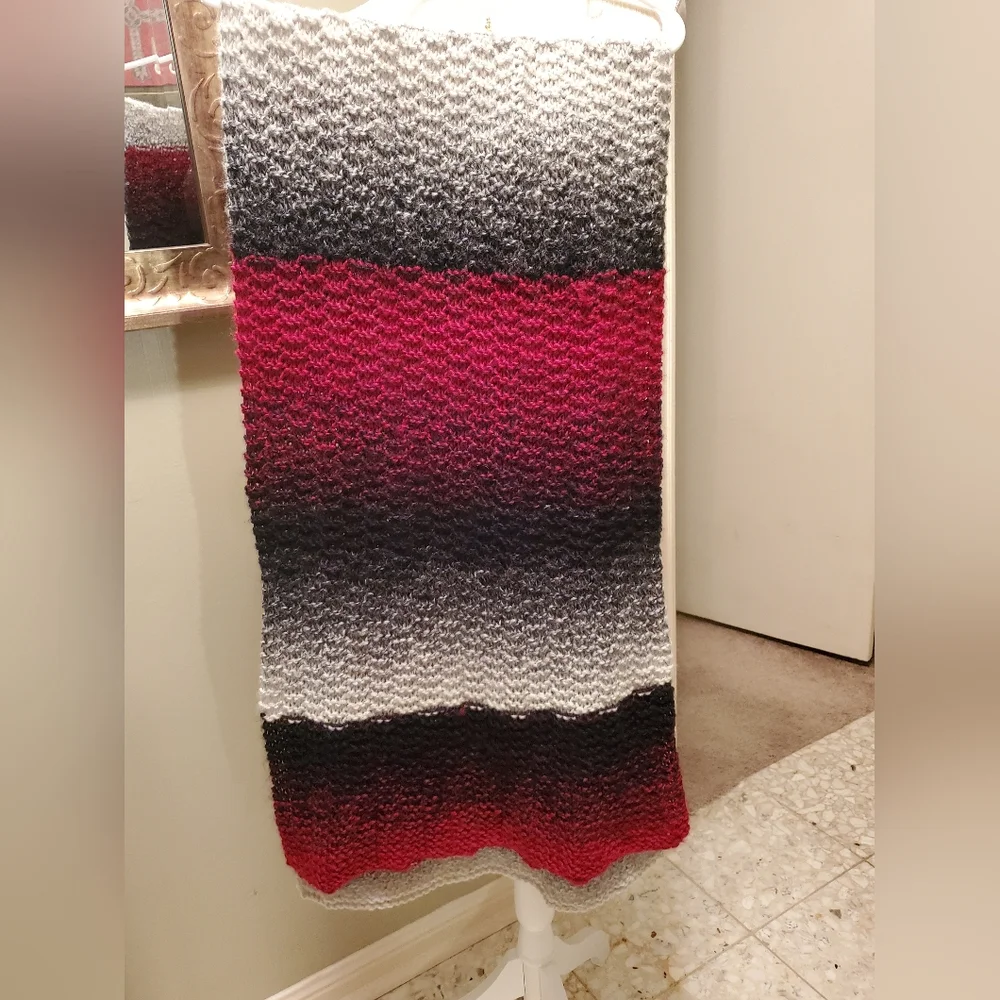 Shawl - Picture 3 of 7